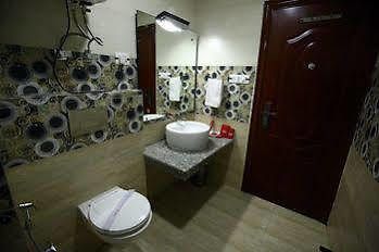 Hotel Apple Nest Manāli Zewnętrze zdjęcie